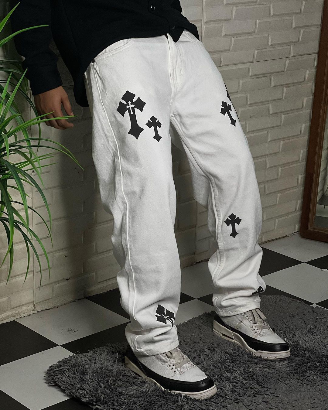 Aesthetic White Straight Fit Baggy Jeans For Men