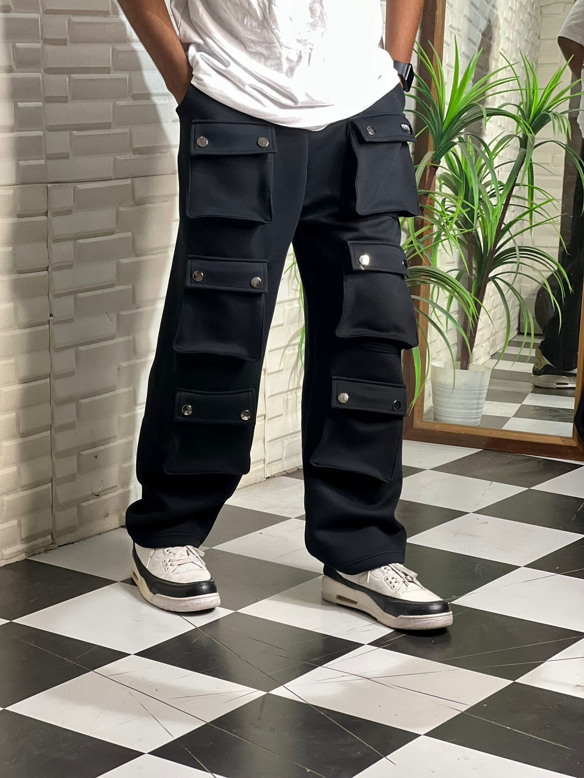 Cargo Flex Six-Pocket Pant
