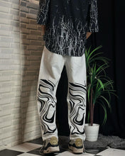 Load image into Gallery viewer, Drippy Trippy White Jeans
