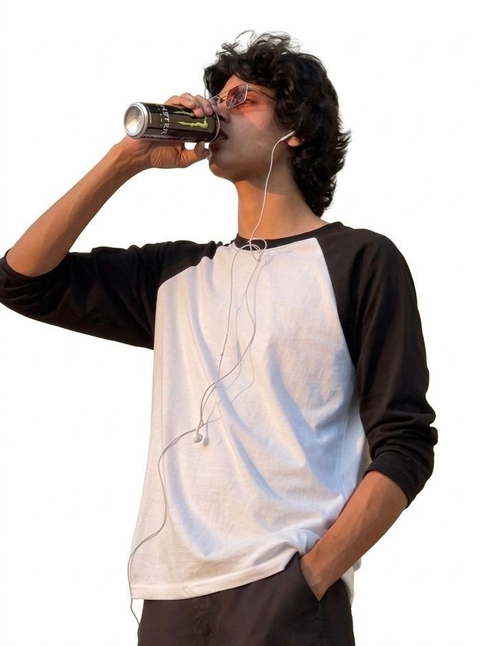 White & Black Classic T-Shirt – Raglan Slim Fit