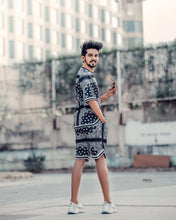 Load image into Gallery viewer, Bandana Shorts &amp; T-shirt for Weekend Look
