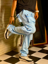 Load image into Gallery viewer, Straight Fit Snapbutton Pant
